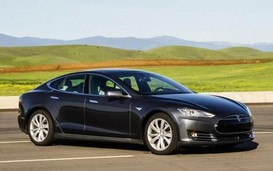 纽约曼哈顿充电站数量超过加油站