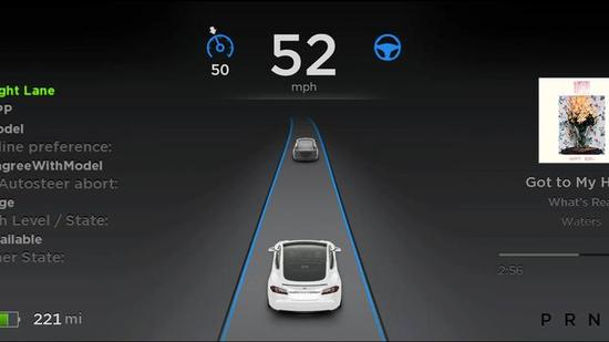 特斯拉Autopilot拟限定不握方向盘就停车