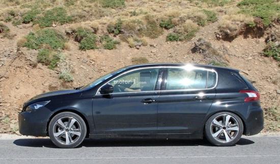 或巴黎车展发布 标致新款308谍照曝光