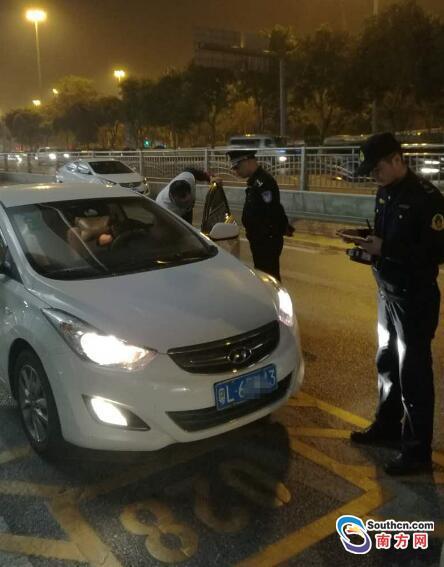 非法运营 六大网约车平台被交委约谈