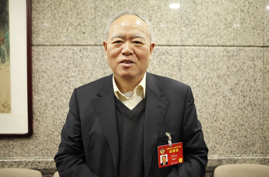 全国政协委员曹湘洪:排放升级是必然 建议发展乙醇燃料