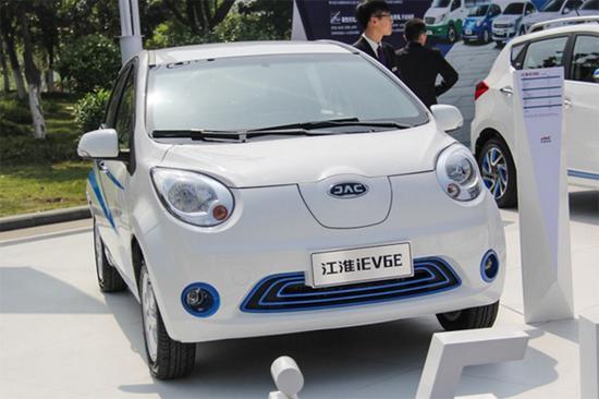 百家企业千亿投资 新能源造车泡沫多少?