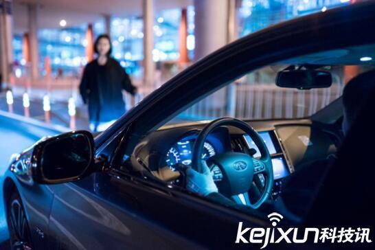 路上偶遇车祸,网约车司机乘客齐心送医抢救