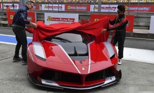 同为天王,郭富城和刘德华的车相差2个亿