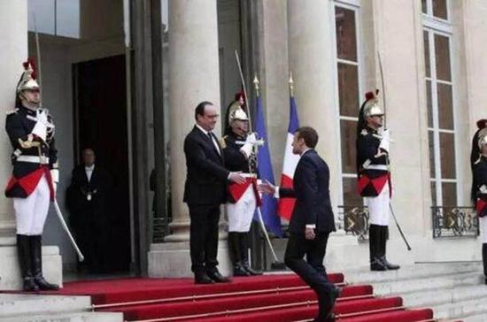 法国总统马克龙最新座驾 DS7敞篷版登场