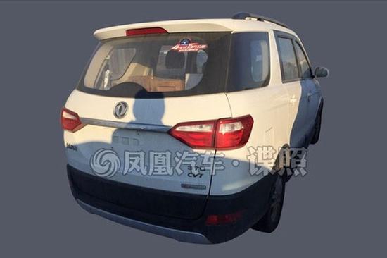 东风风光370 CVT实车谍照曝光 年内上市