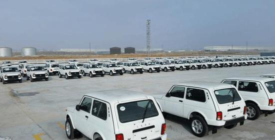 神车!售价14万连个收音机都没有