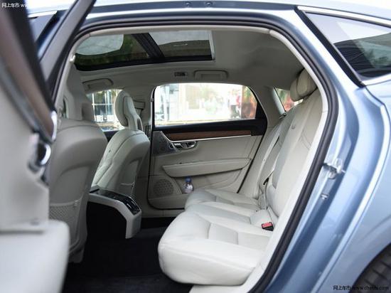 成功签约Jordan Brand的郭艾伦与什么车最搭-图9