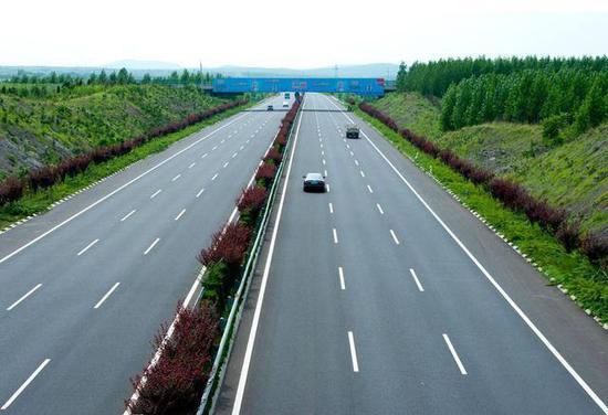 跑高速老司机 总结了价值千金的6条肺腑之言