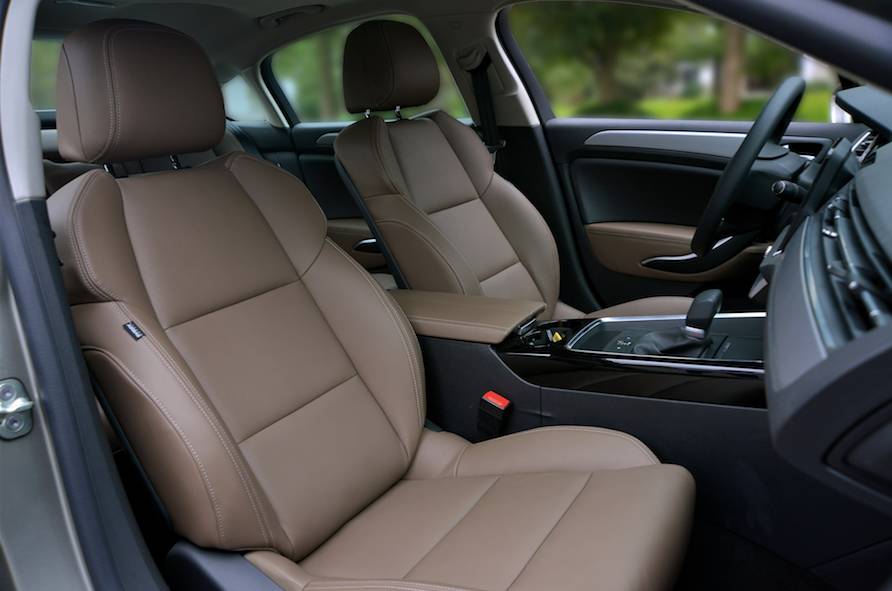 称赞这台车为“舒适王”,或者也不为过