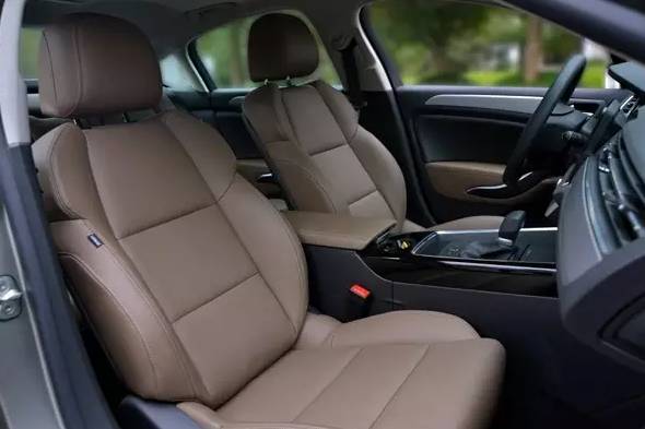 驾乘舒适性越级,这款车就是最高性价比的家轿?