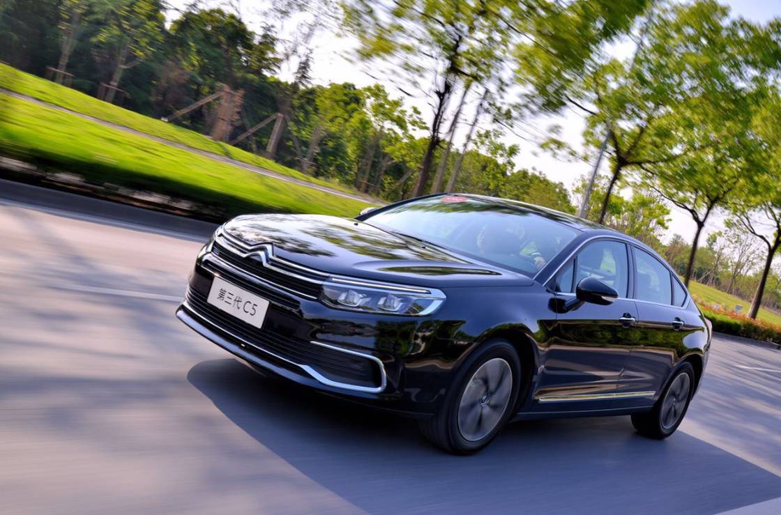 驾乘舒适性越级,这款车就是最高性价比的家轿?