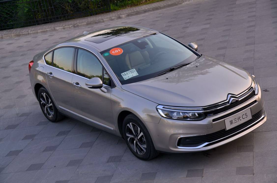 驾乘舒适性越级,这款车就是最高性价比的家轿?