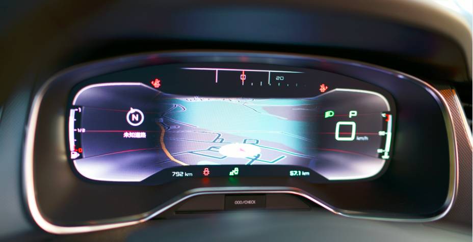 没毛病!这就是辆开着舒服坐着也舒服中级车