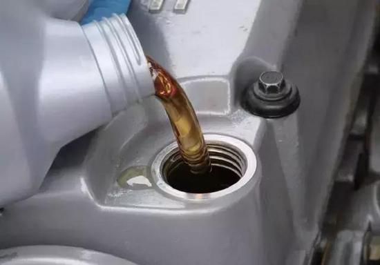 到处乱窜的出租车,为啥总比私家车耐用?
