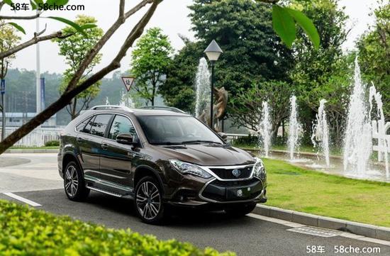 2017款比亚迪唐上市 售26.59-27.99万元