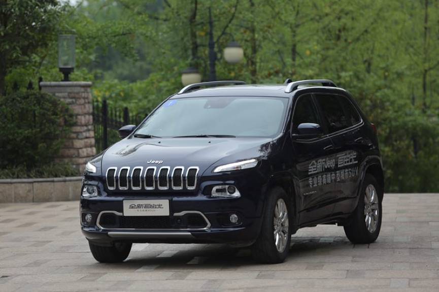 找寻完美的临界点 带自由光去看大熊猫