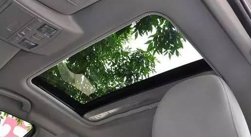买车要天窗,你知道它真正的用途是什么吗?