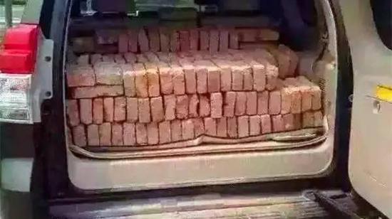 用保时捷卡宴搬砖,还是农民兄弟套路深