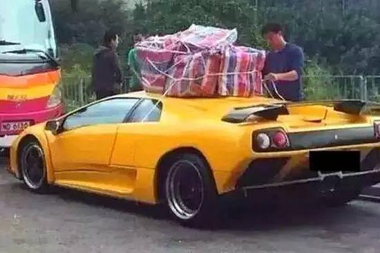 用保时捷卡宴搬砖,还是农民兄弟套路深