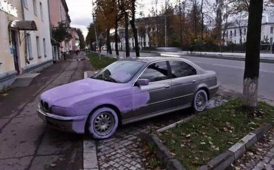 乱停车,直接坦克碾压!