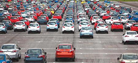 汽车库存,汽车销量,汽车销售,汽车经销商 汽车库存系数连续6个月超警戒线 经销商经营压力加剧