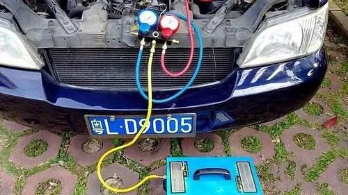 停车时,先熄火还是先关空调?很多人都做错了