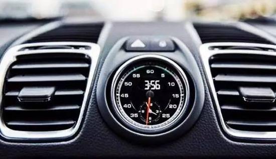 停车时,先熄火还是先关空调?很多人都做错了