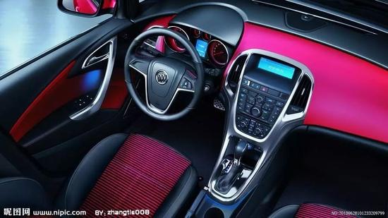 十万想买辆轿车?别急!下决定前先看看这五款不迟