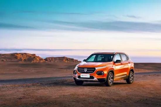 月销近4万辆的SUV,如今有了“换挡旋钮+换挡拨片”