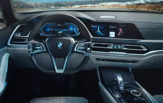 土豪出手!等了13年,史上最大号宝马SUV终于问世