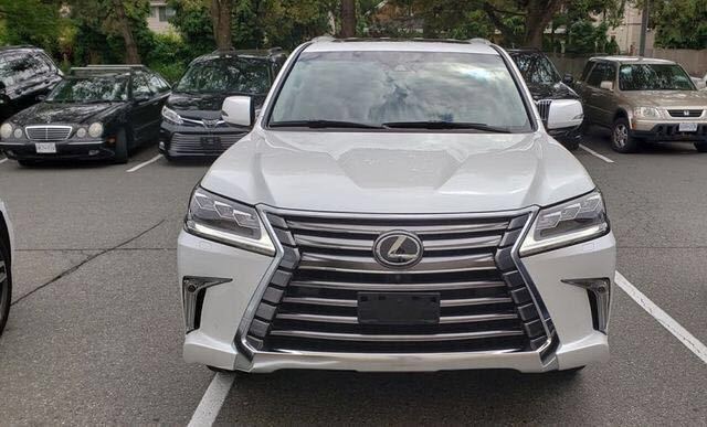 2019款雷克萨斯LX570配置加版中东版报价