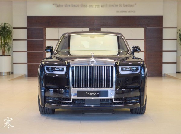 一款复古气质十足劳斯莱斯幻影售800万