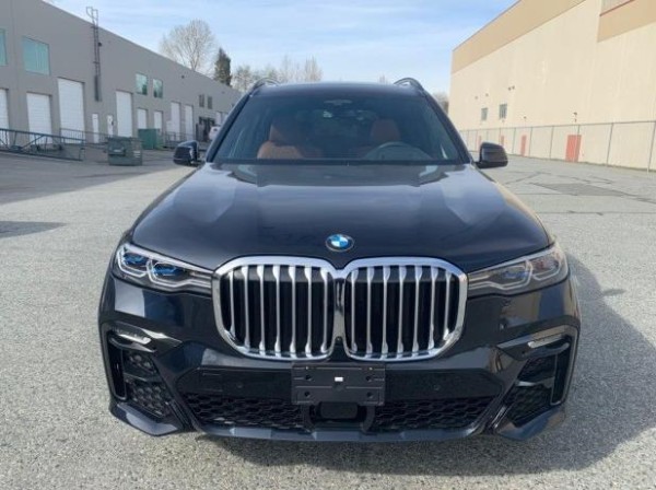 2019款宝马X7现车备受青睐X7特价促销