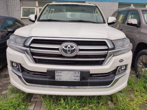 2019款酷路泽GT版外观巨大改变销售