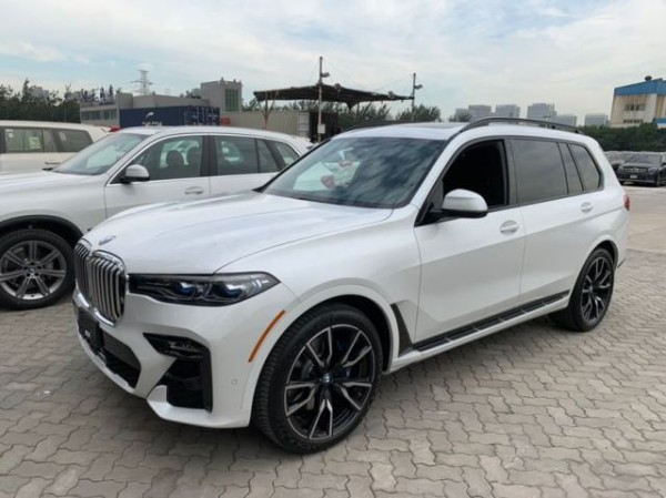 2020款加版宝马X7高配四月特惠只要99.8