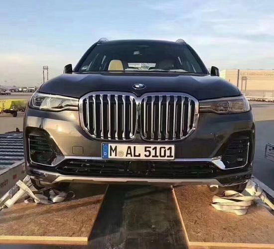 宝马X7豪华SUV优惠 现车手续齐全可分期