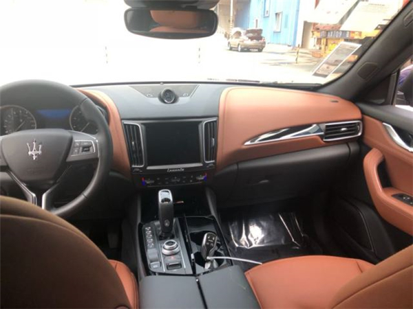 玛莎拉蒂莱万特销售电话:13389982878刘经理