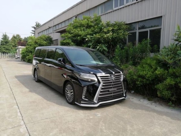 2019款丰田埃尔法商务头等舱现车加长版