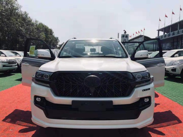 丰田酷路泽4000现车改装实拍图零利促销