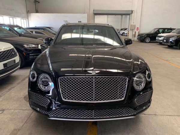 2019款宾利添越报价动力尊贵典雅舒适SU