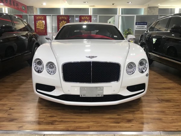 18款宾利飞驰V8S 白红现车优惠价特卖中