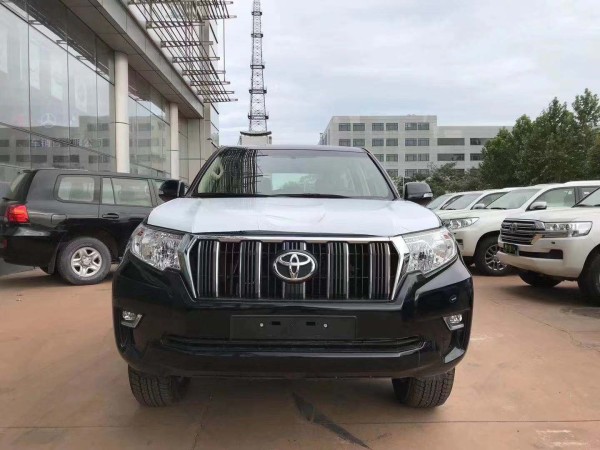 2019款丰田霸道4.0天津港普拉多现车降价