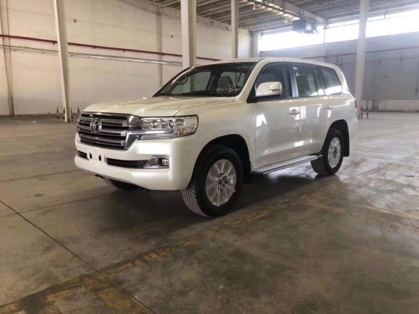 2019款丰田酷路泽4000性能价格无懈可击