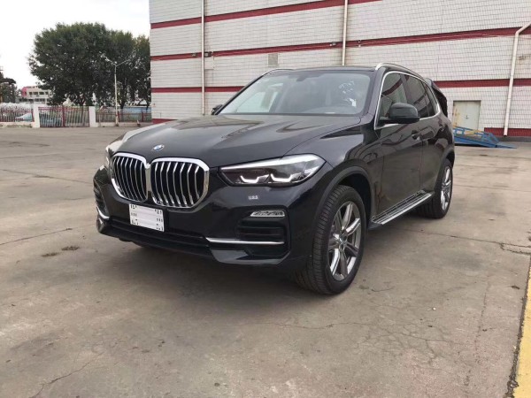 2019款宝马X5中东版3.0汽油水晶档把销售