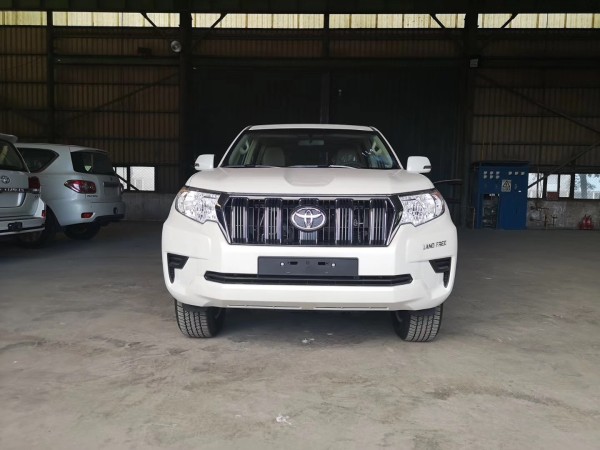 2019款丰田普拉多4000中东版现车手续齐