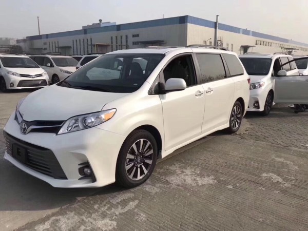 2019款奔驰G500 津港现车多多优惠充足