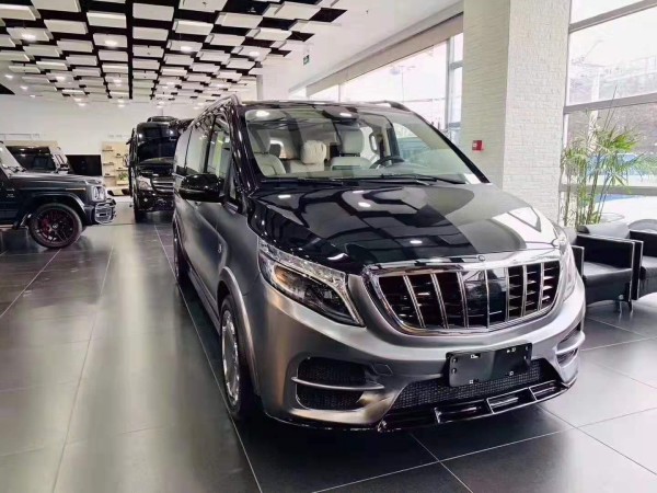福建商务2019款奔驰V260L精品巅峰销售