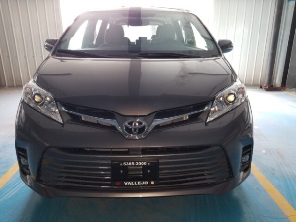 19款丰田塞纳畅销出售进口商务MPV特卖