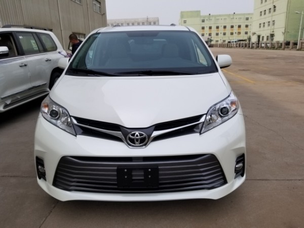 天津港20款丰田塞纳现车优惠促销售全国